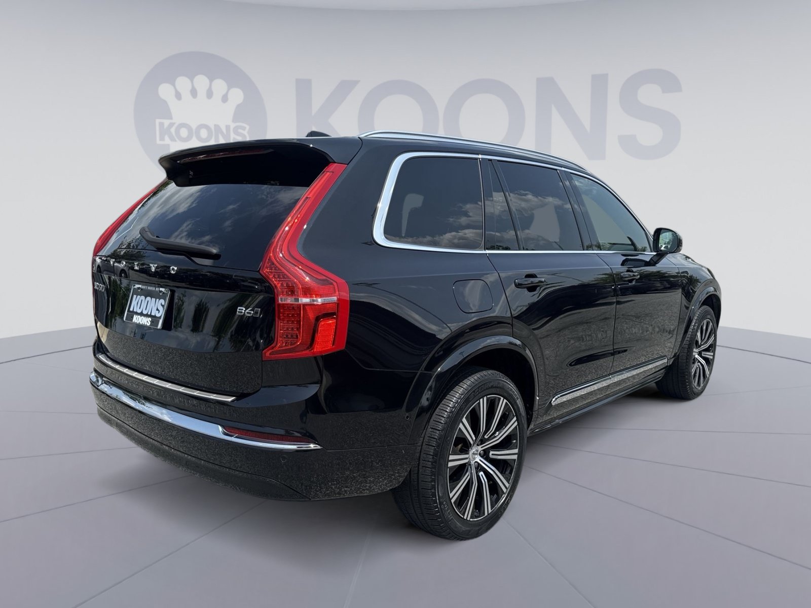 Used 2023 Volvo XC90 B6 Plus w/ Protection Package Premier AWD/4WD image 7