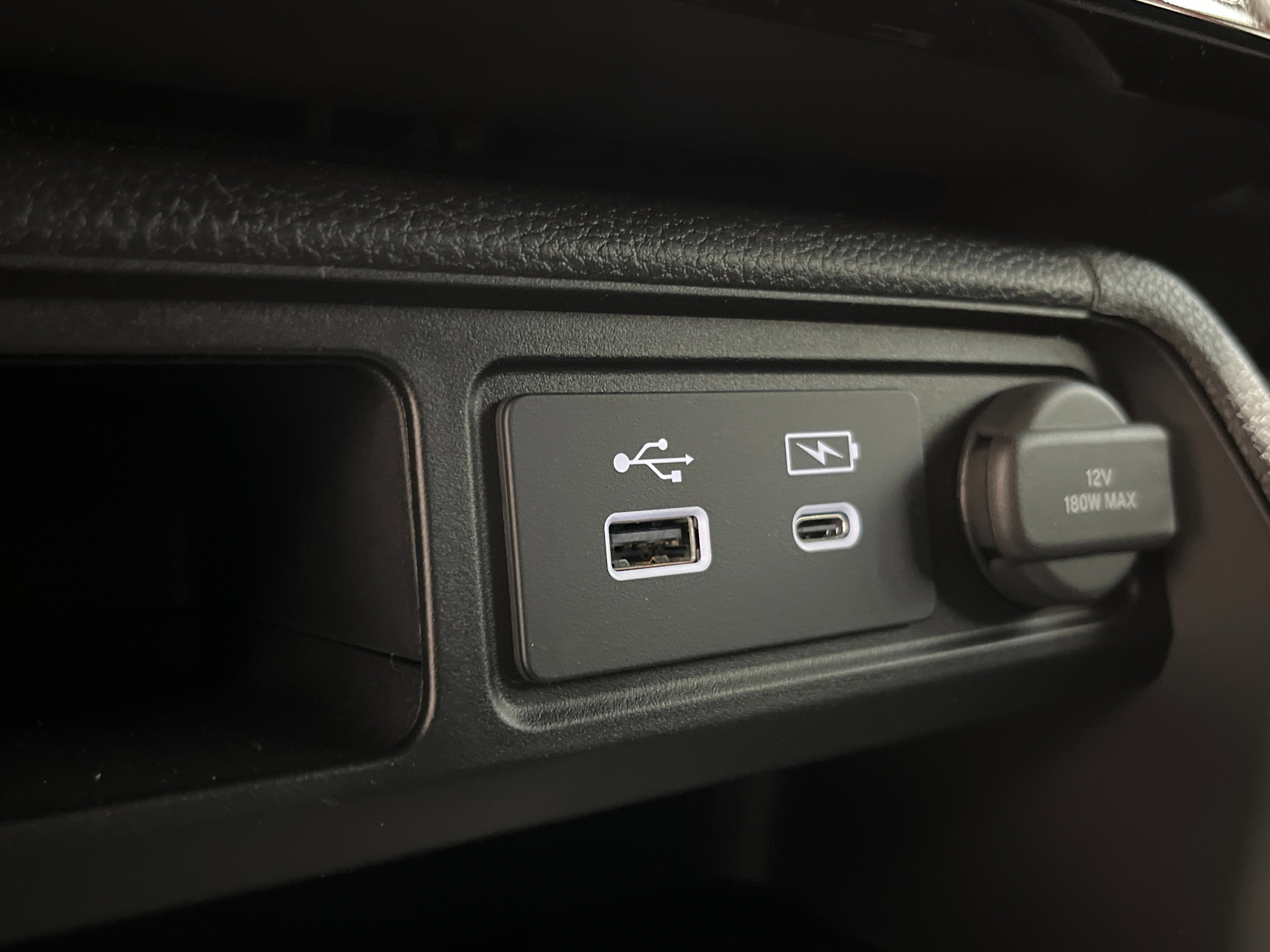 New 2025 Honda Pilot Sport image 23