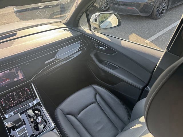 Certified 2025 Audi Q7 2.0T Premium AWD/4WD image 14