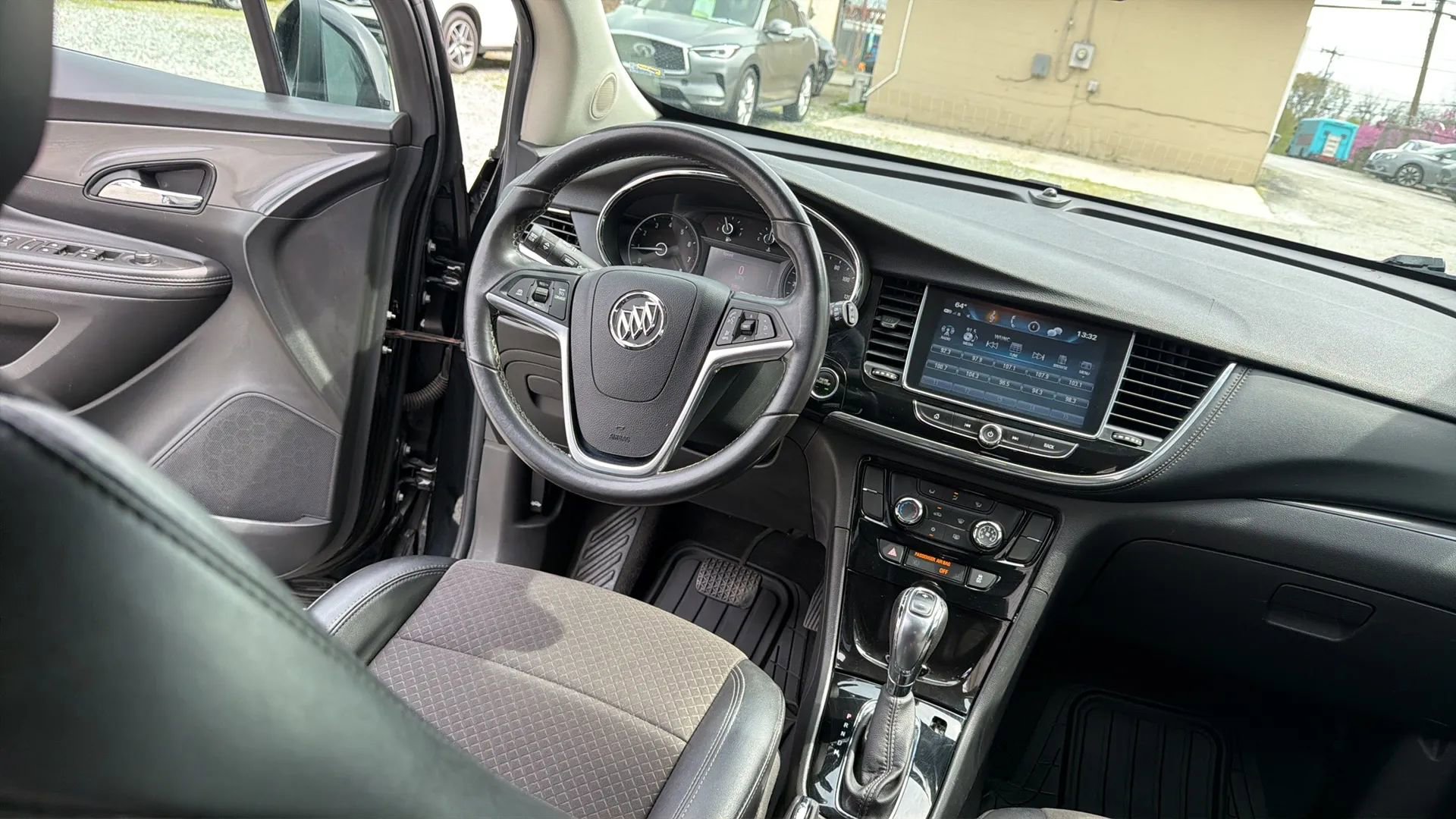 Used 2019 Buick Encore Preferred AWD/4WD image 36