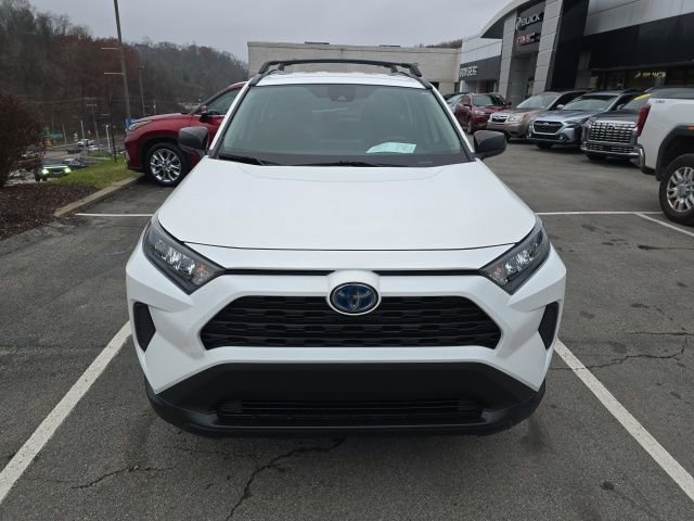 Used 2021 Toyota RAV4 LE image 8