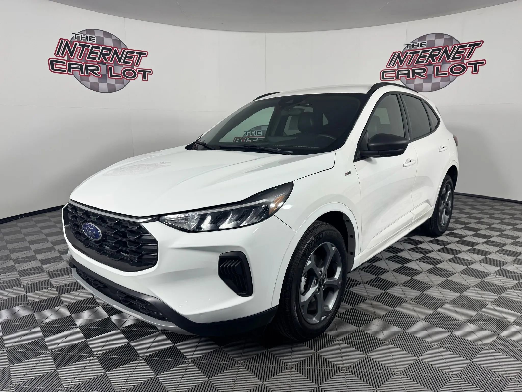 Used 2024 Ford Escape ST-Line w/ Tech Pack #1 image 3