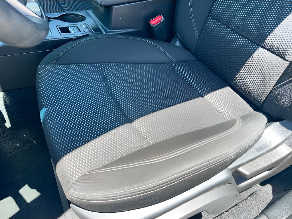 Used 2019 Subaru Outback 2.5i AWD/4WD image 18