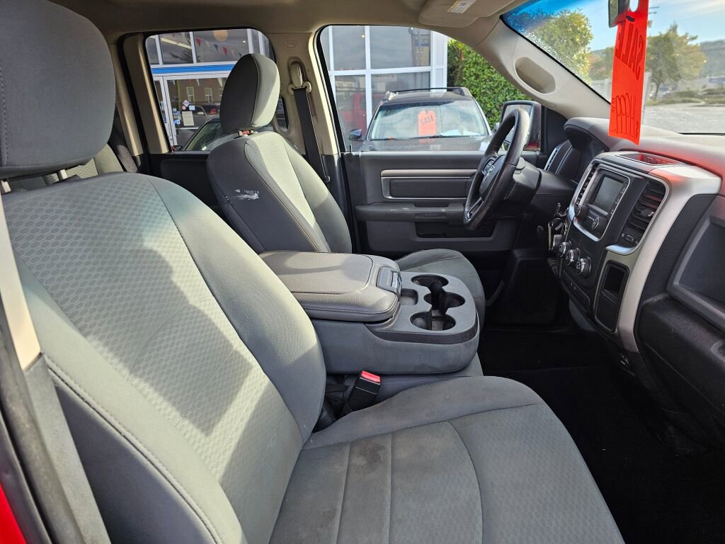 Used 2017 RAM 1500 Classic SLT image 12