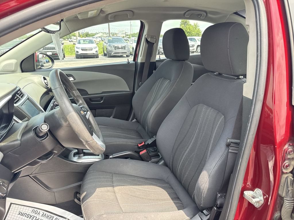 Used 2017 Chevrolet Sonic LT FWD image 13