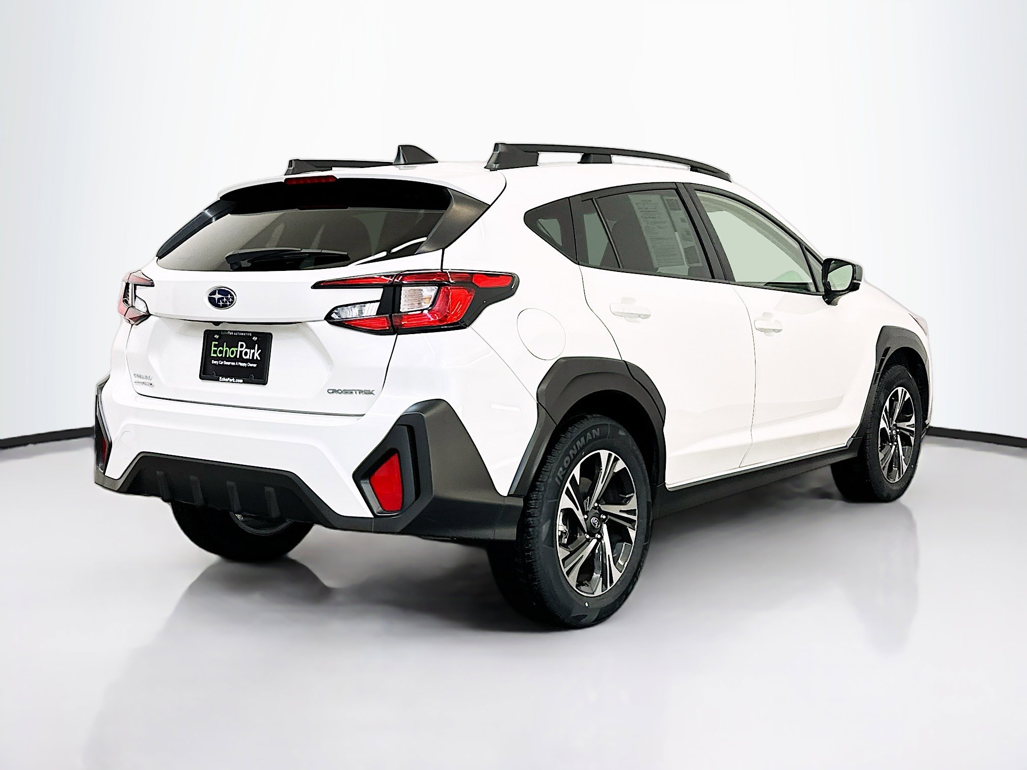 Used 2024 Subaru Crosstrek 2.0i Premium image 9
