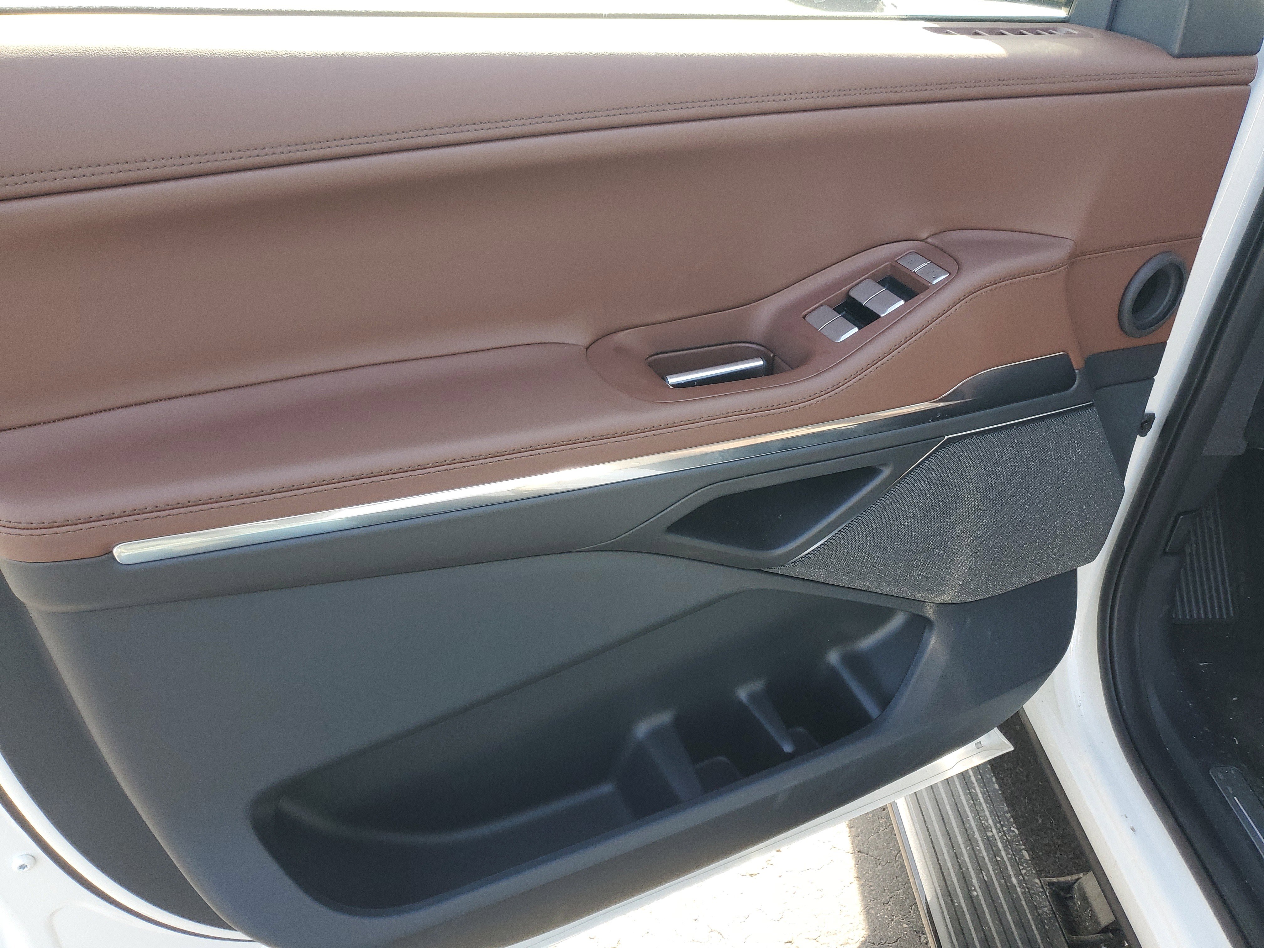 New 2026 Lincoln Navigator Reserve image 8