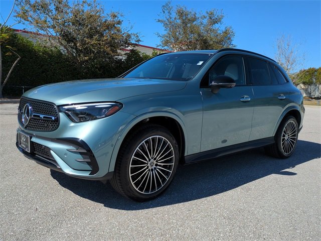 Used 2025 Mercedes-Benz GLC 300 4MATIC image 8