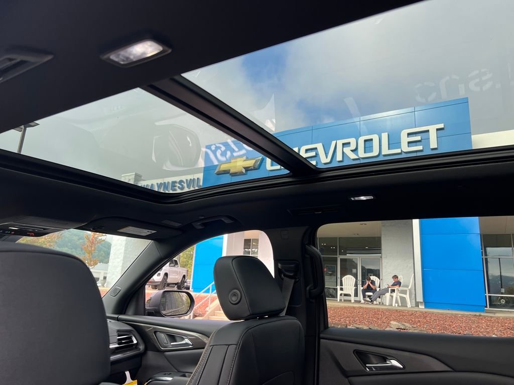 New 2026 Chevrolet Traverse High Country w/ LPO, Floor Liner Package image 34
