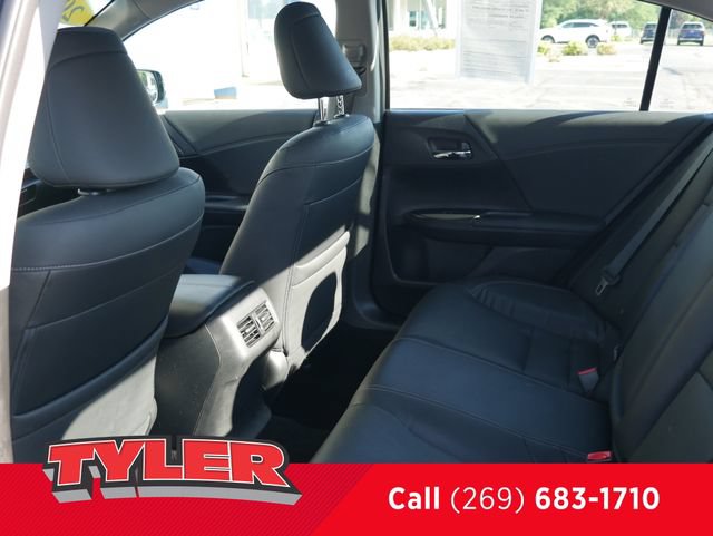 Used 2017 Honda Accord EX-L image 39