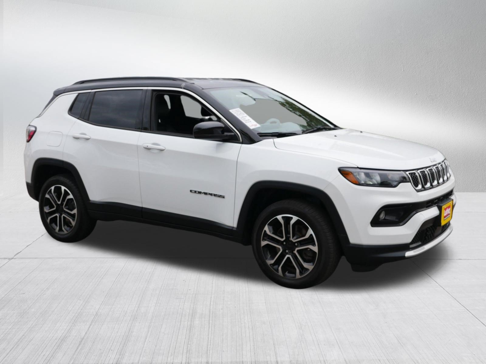 Used 2023 Jeep Compass Limited AWD/4WD image 8