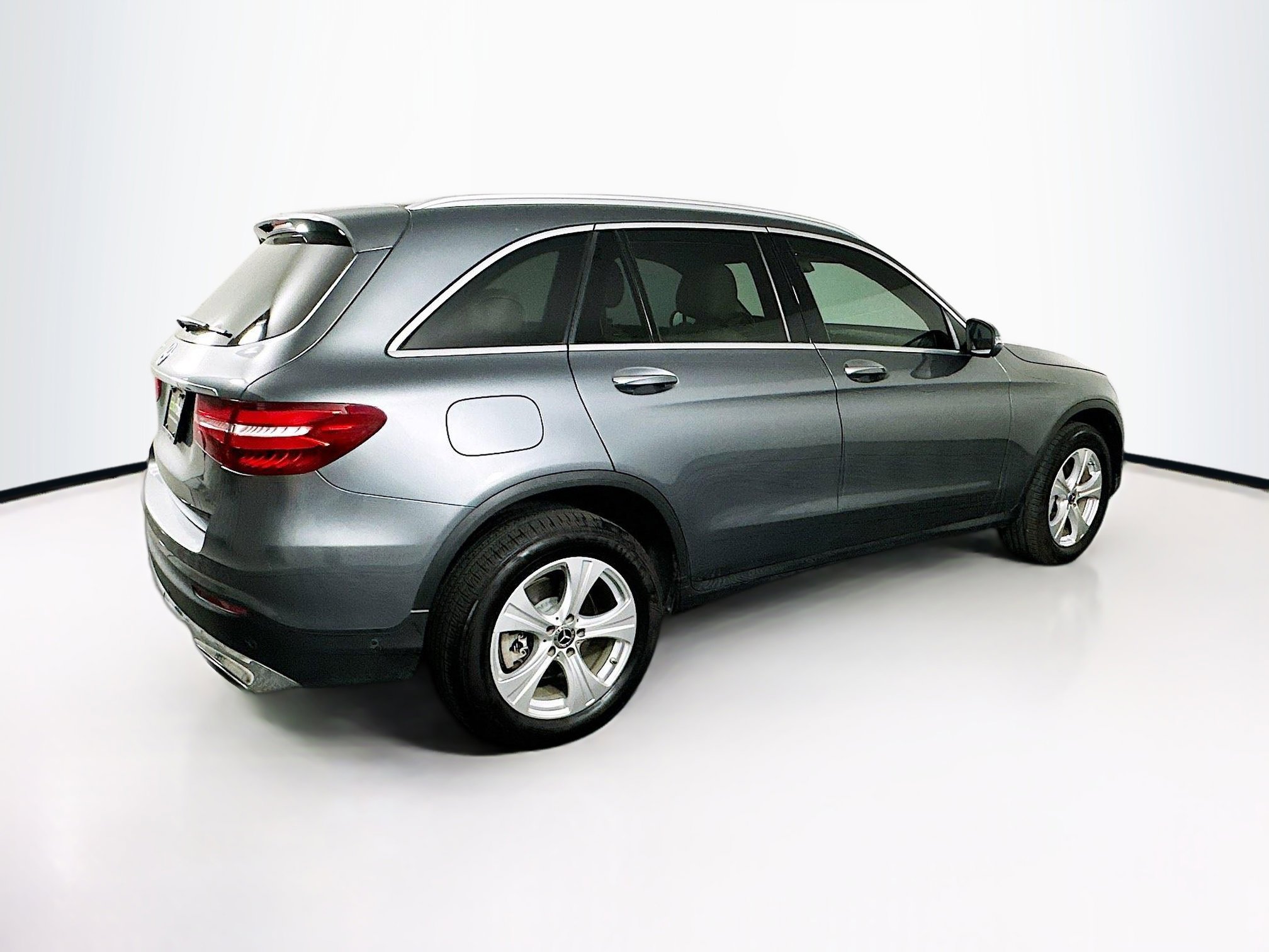 Used 2018 Mercedes-Benz GLC 300 image 10