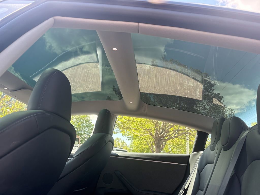 Used 2025 Tesla Model 3 Long Range RWD image 18