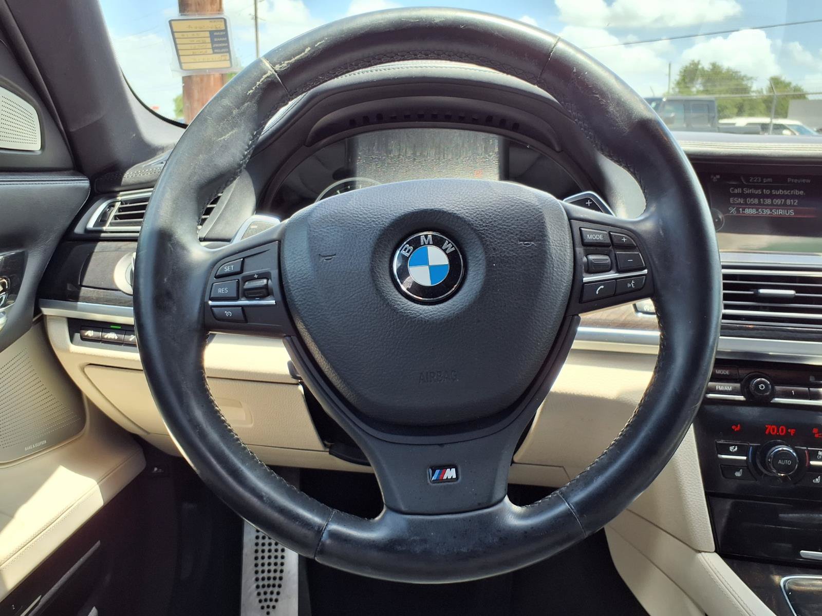 Used 2014 BMW 750Li RWD image 12