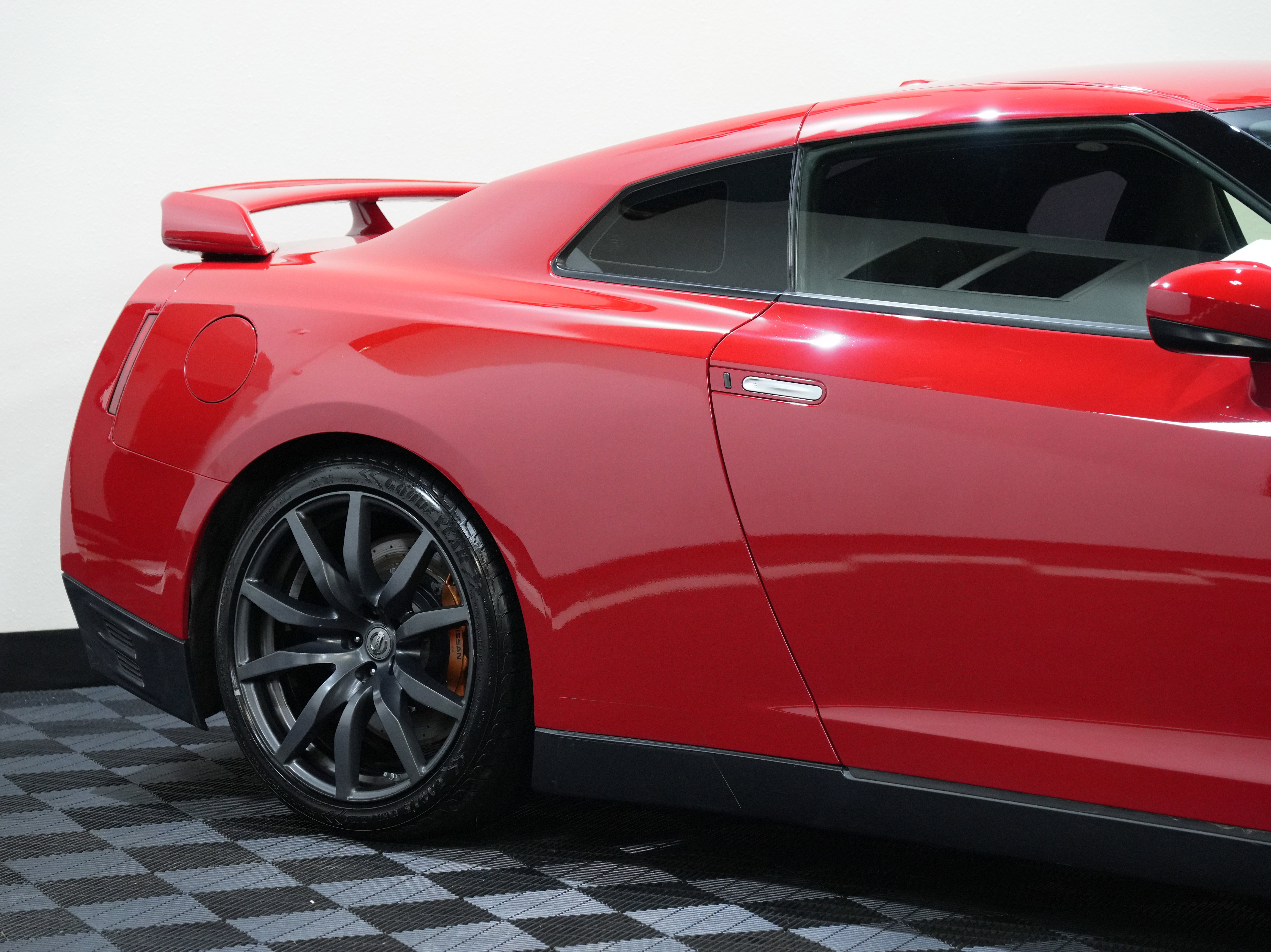 Used 2013 Nissan GT-R Premium AWD/4WD image 14