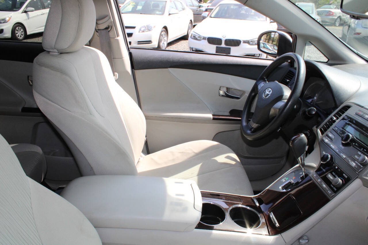Used 2009 Toyota Venza FWD image 11