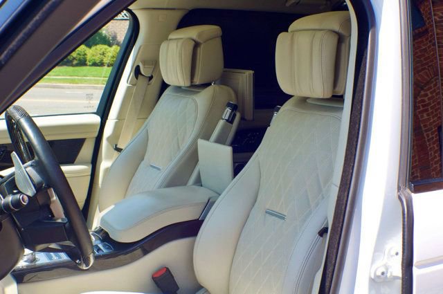 Used 2020 Land Rover Range Rover SV Autobiography Dynamic image 19