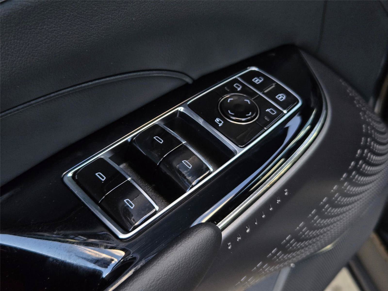 New 2026 Cadillac Lyriq Sport AWD/4WD image 26