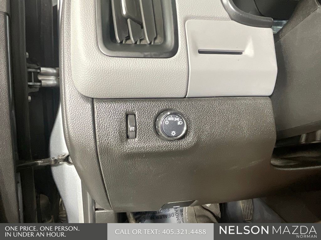 Used 2019 Chevrolet Colorado W/T w/ WT Convenience Package RWD image 41