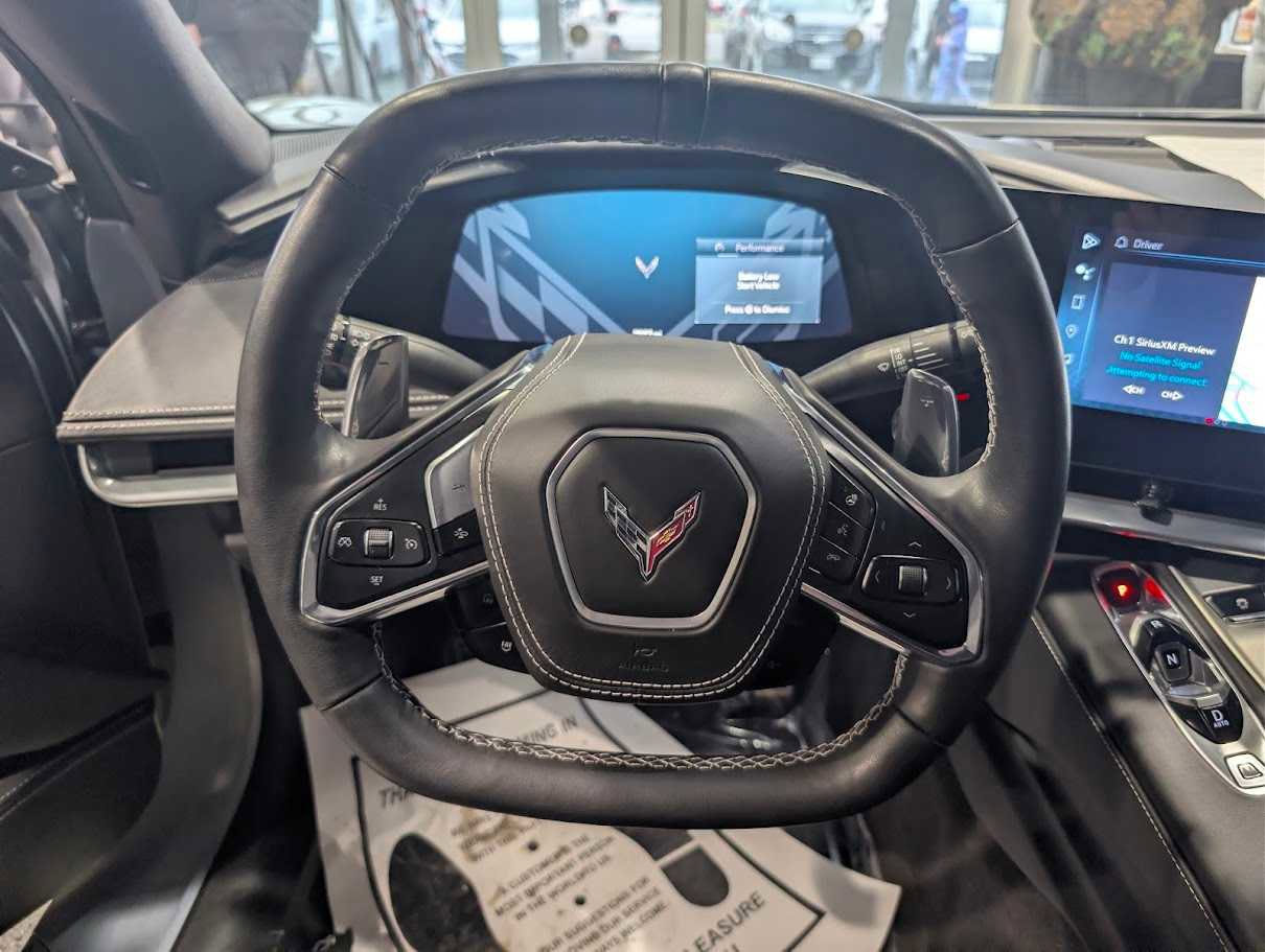 Used 2024 Chevrolet Corvette Stingray Premium Cpe w/ Z51 Performance Package RWD image 15