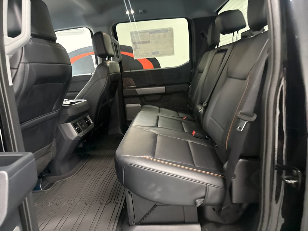 New 2026 Ford F250 Lariat w/ Black Appearance Package AWD/4WD image 13