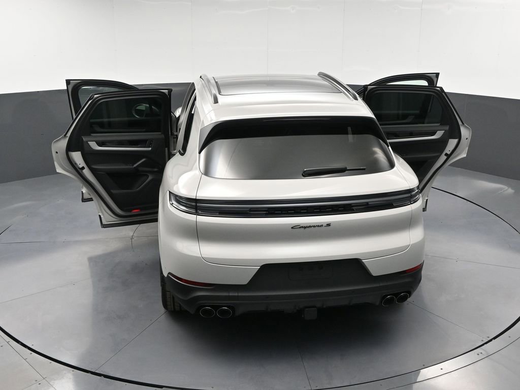 New 2026 Porsche Cayenne S image 36