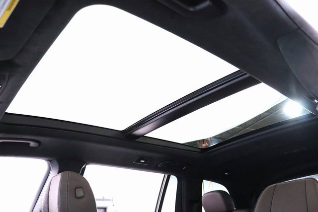 Used 2022 Mercedes-Benz GLS 580 4MATIC image 13