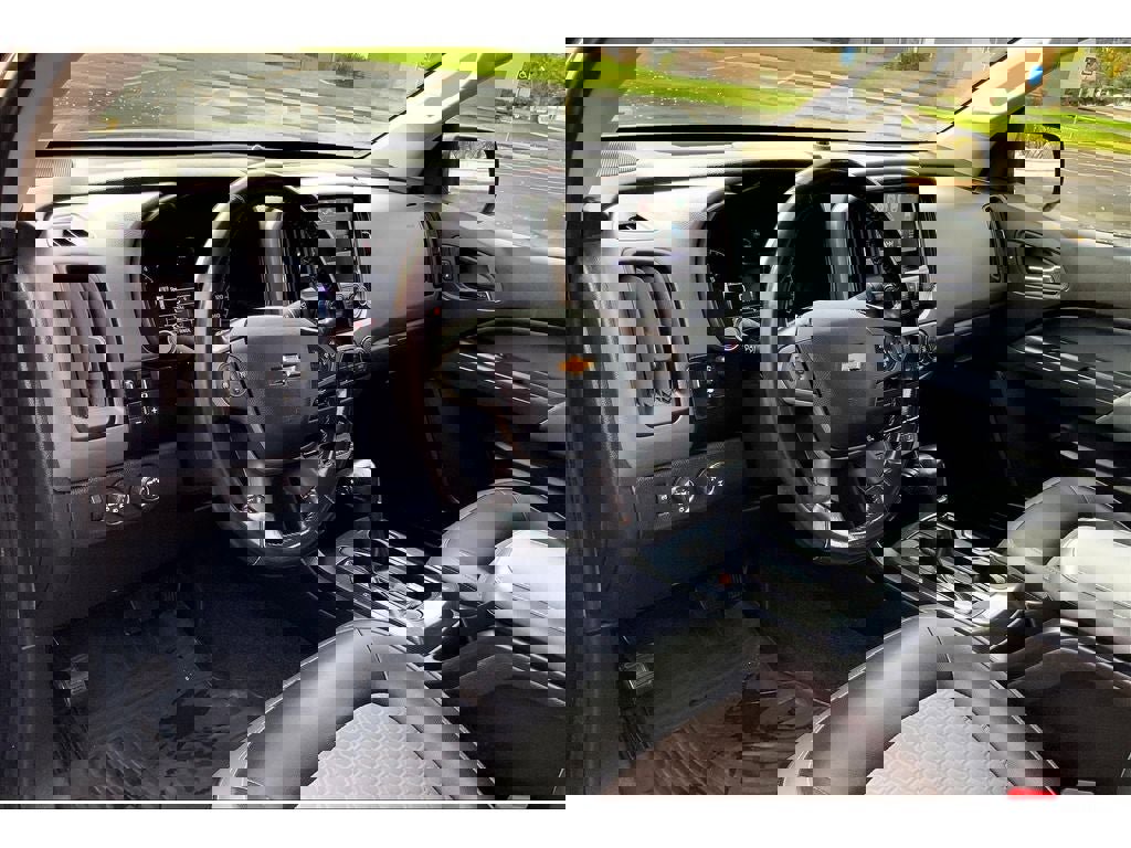 Used 2017 Chevrolet Colorado Z71 image 15