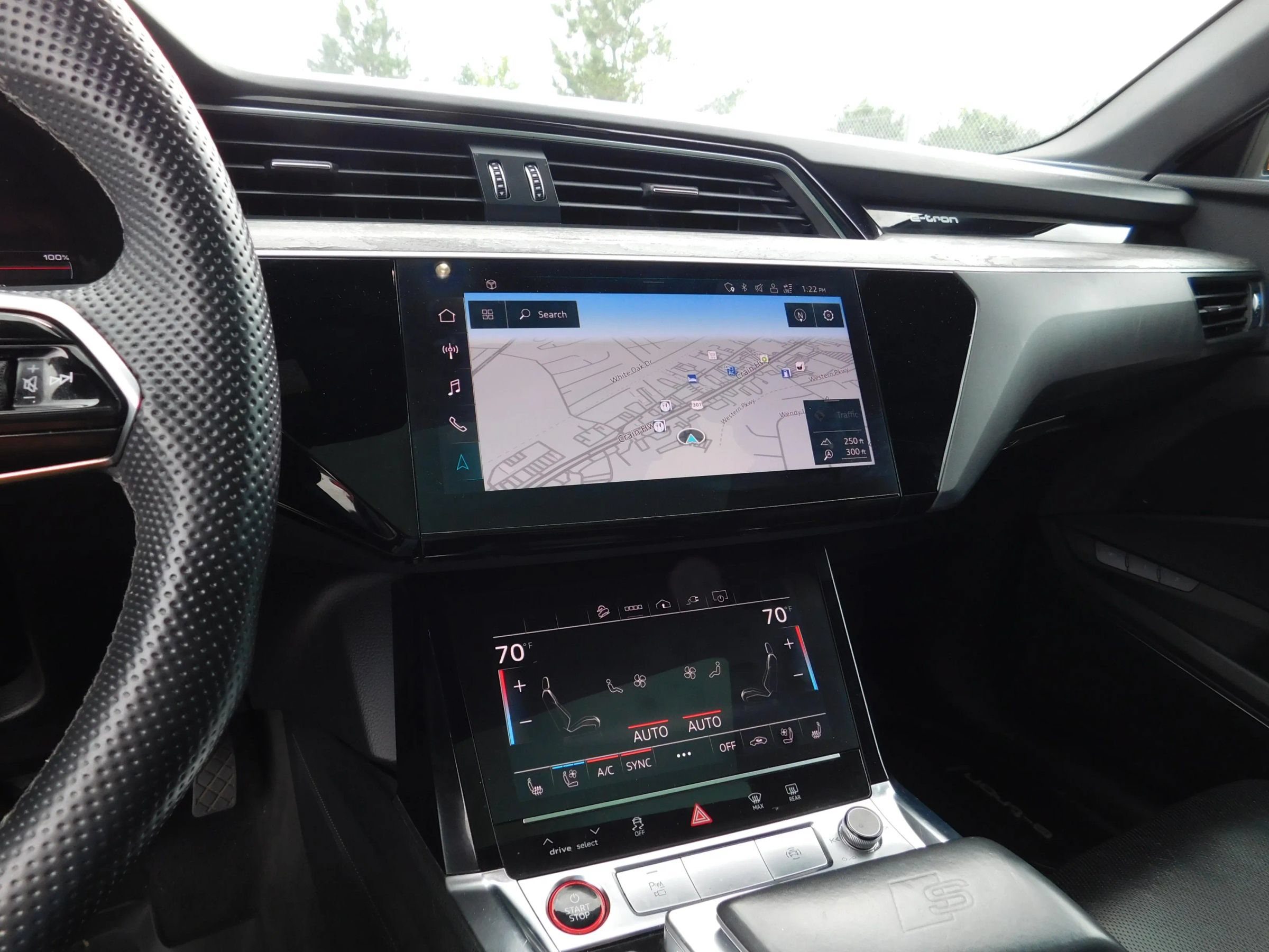 Used 2022 Audi e-tron S Premium Plus AWD/4WD image 21