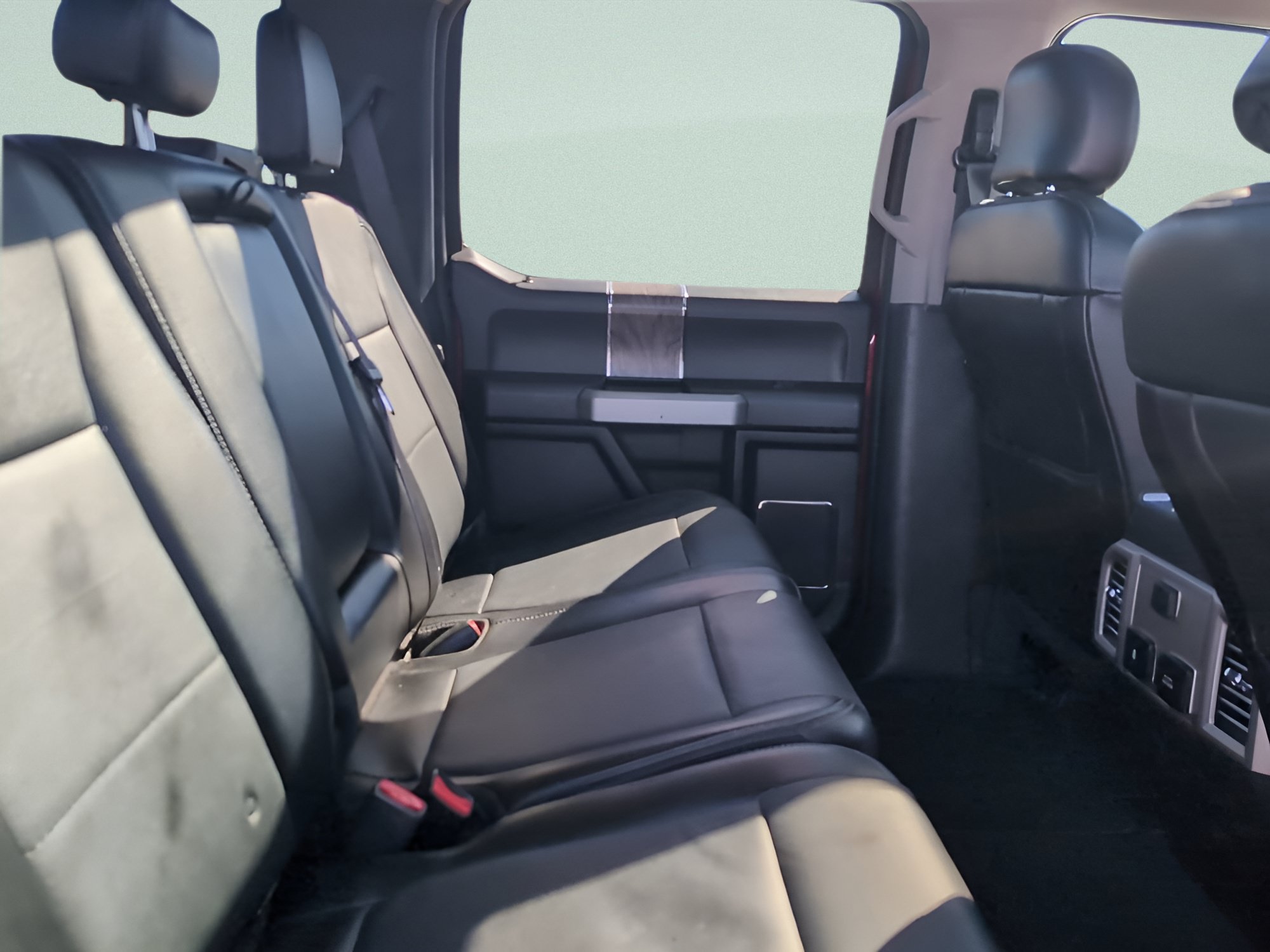 Used 2017 Ford F350 Lariat w/ Lariat Ultimate Package AWD/4WD image 14