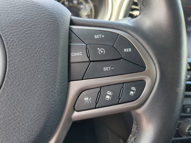Used 2021 Jeep Cherokee Limited w/ Elite Package AWD/4WD image 34