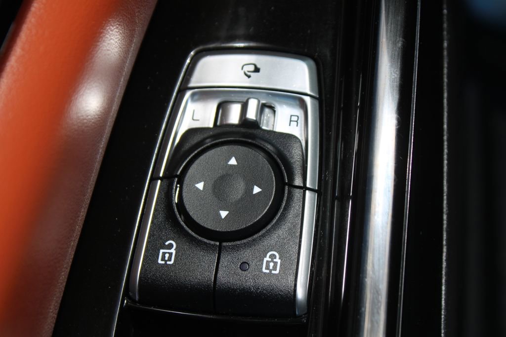 Used 2024 Kia Carnival SX FWD image 28