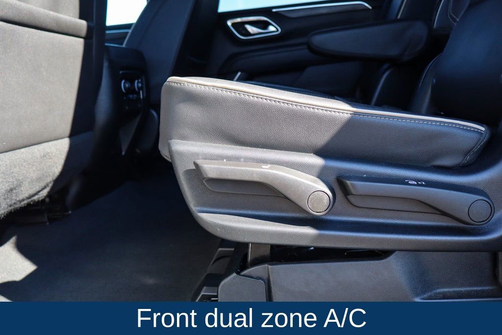 Used 2023 Chevrolet Suburban Premier image 13