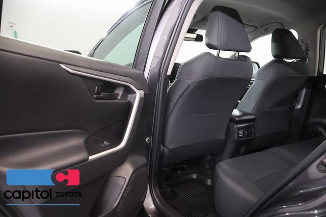 Certified 2024 Toyota RAV4 LE AWD/4WD image 28