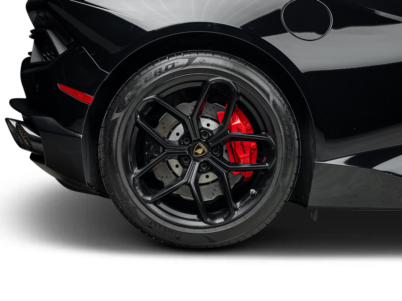 Used 2018 Lamborghini Huracan LP 580-2 RWD image 28