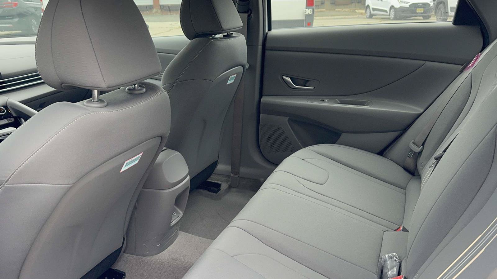Used 2025 Hyundai Elantra Sport FWD image 13