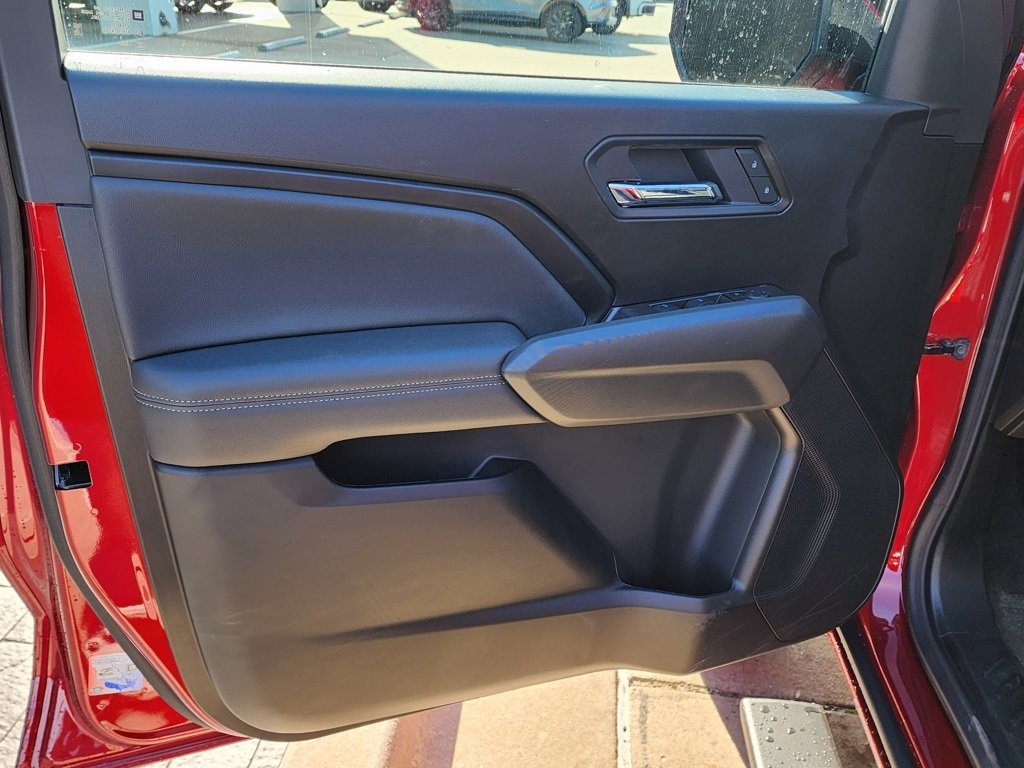 New 2026 GMC Canyon Elevation w/ Convenience Package image 13