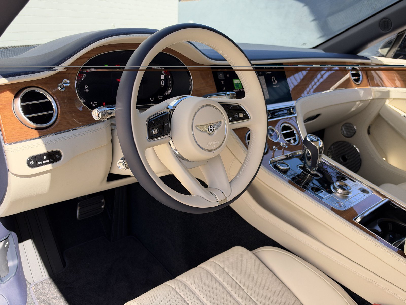 New 2027 Bentley Continental GTC AWD/4WD image 4