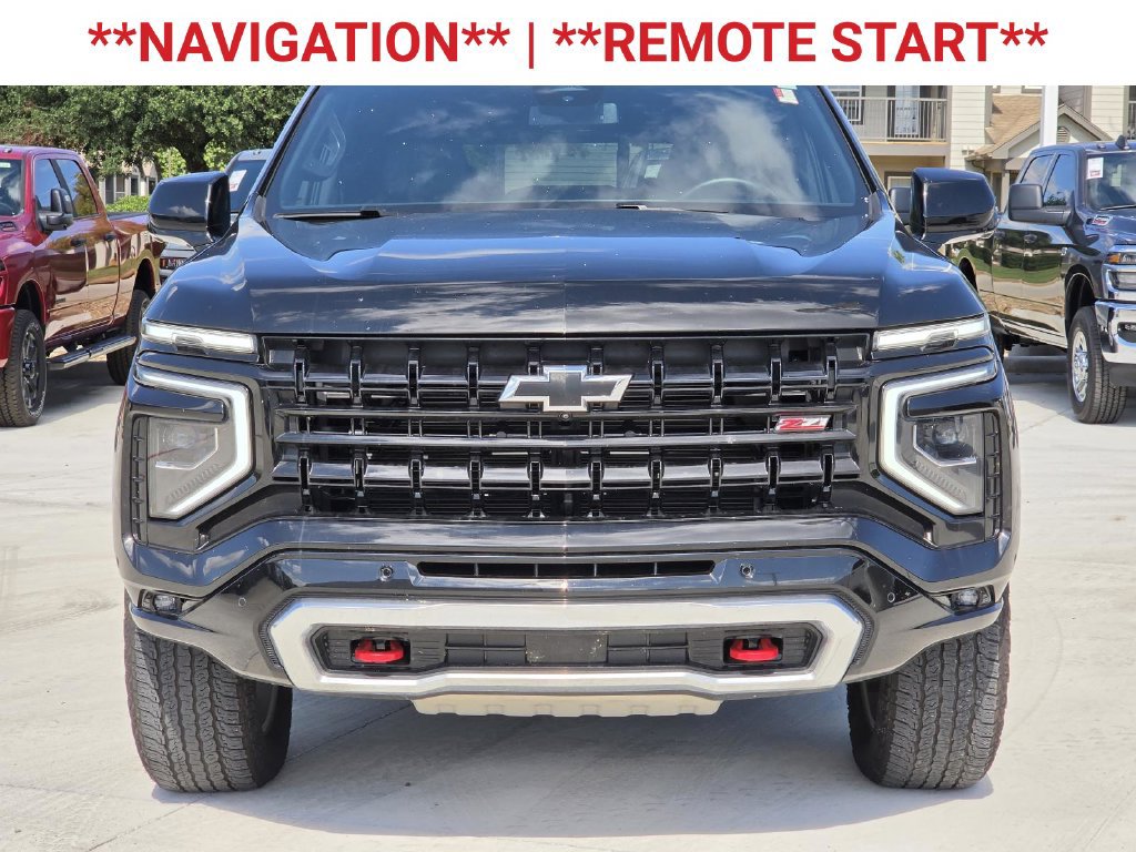 Used 2025 Chevrolet Tahoe Z71 AWD/4WD image 2