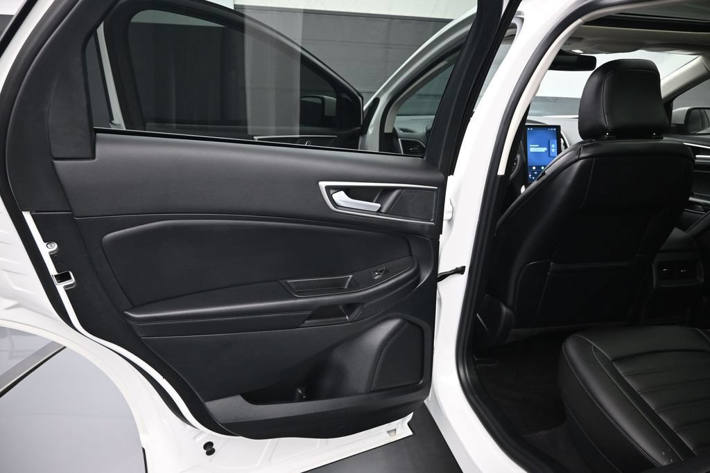 Certified 2023 Ford Edge SEL w/ Convenience Package AWD/4WD image 11