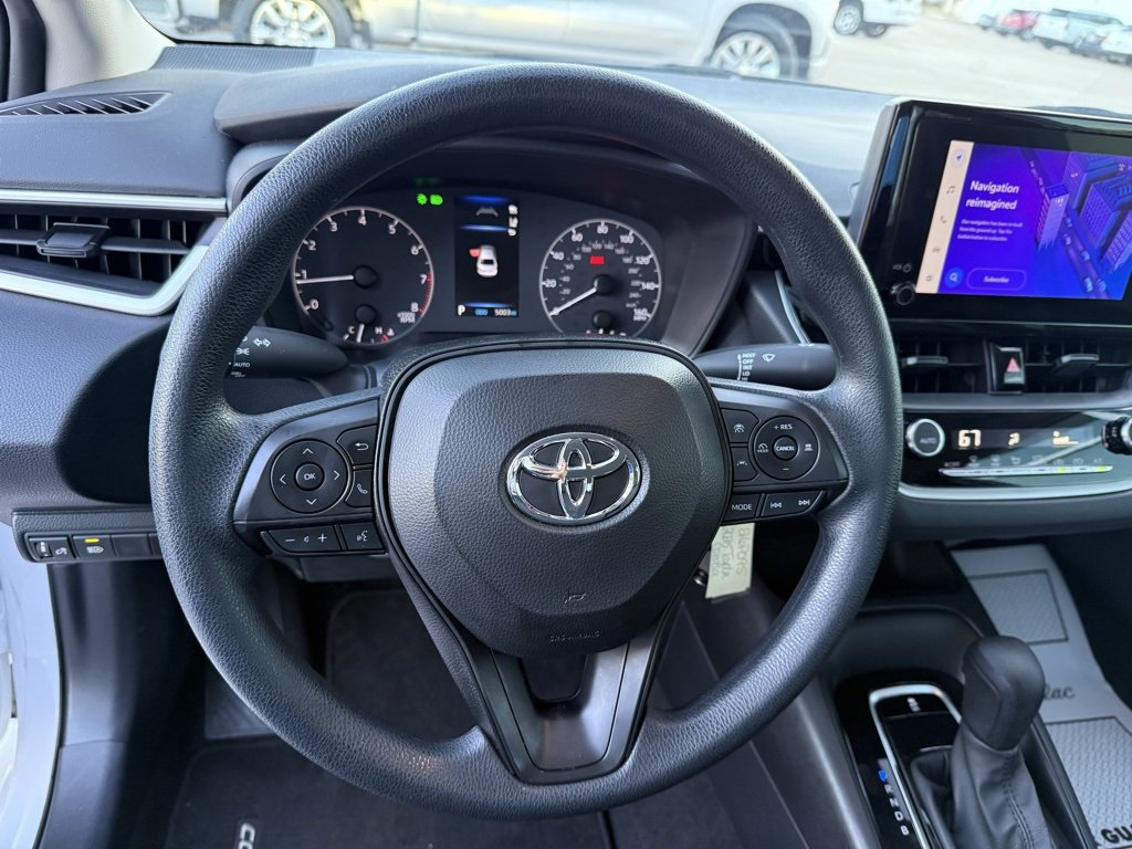 Used 2025 Toyota Corolla LE image 9