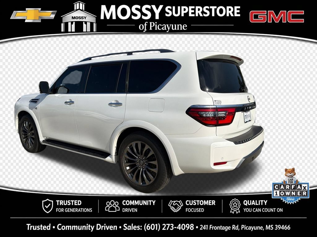 Used 2022 Nissan Armada Platinum w/ Captain's Chairs Package RWD image 3