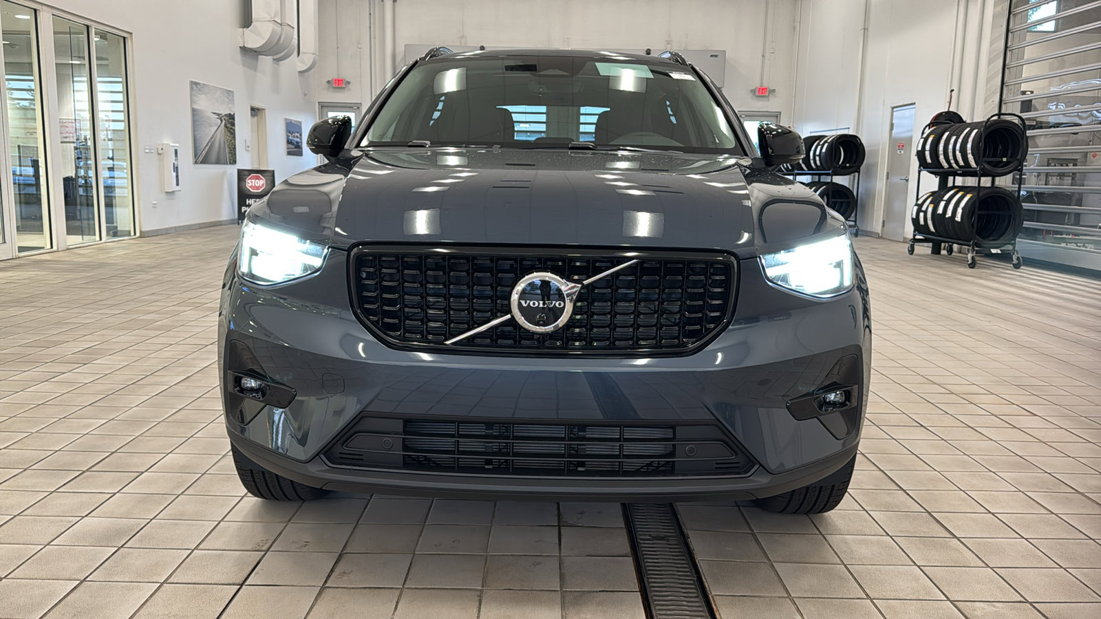 New 2026 Volvo XC40 B5 Ultra w/ Protection Package Premier AWD/4WD image 10