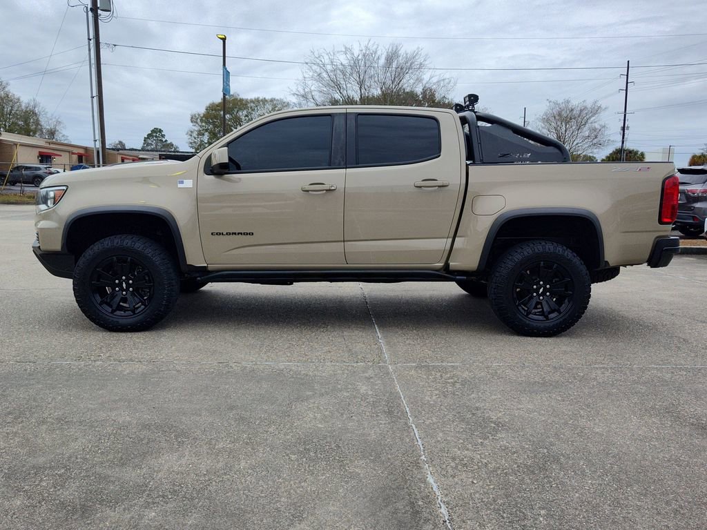 Used 2021 Chevrolet Colorado ZR2 w/ ZR2 Dusk Special Edition image 4