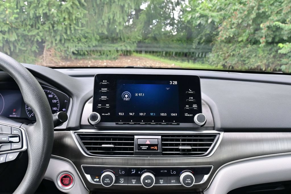 Used 2019 Honda Accord LX image 33