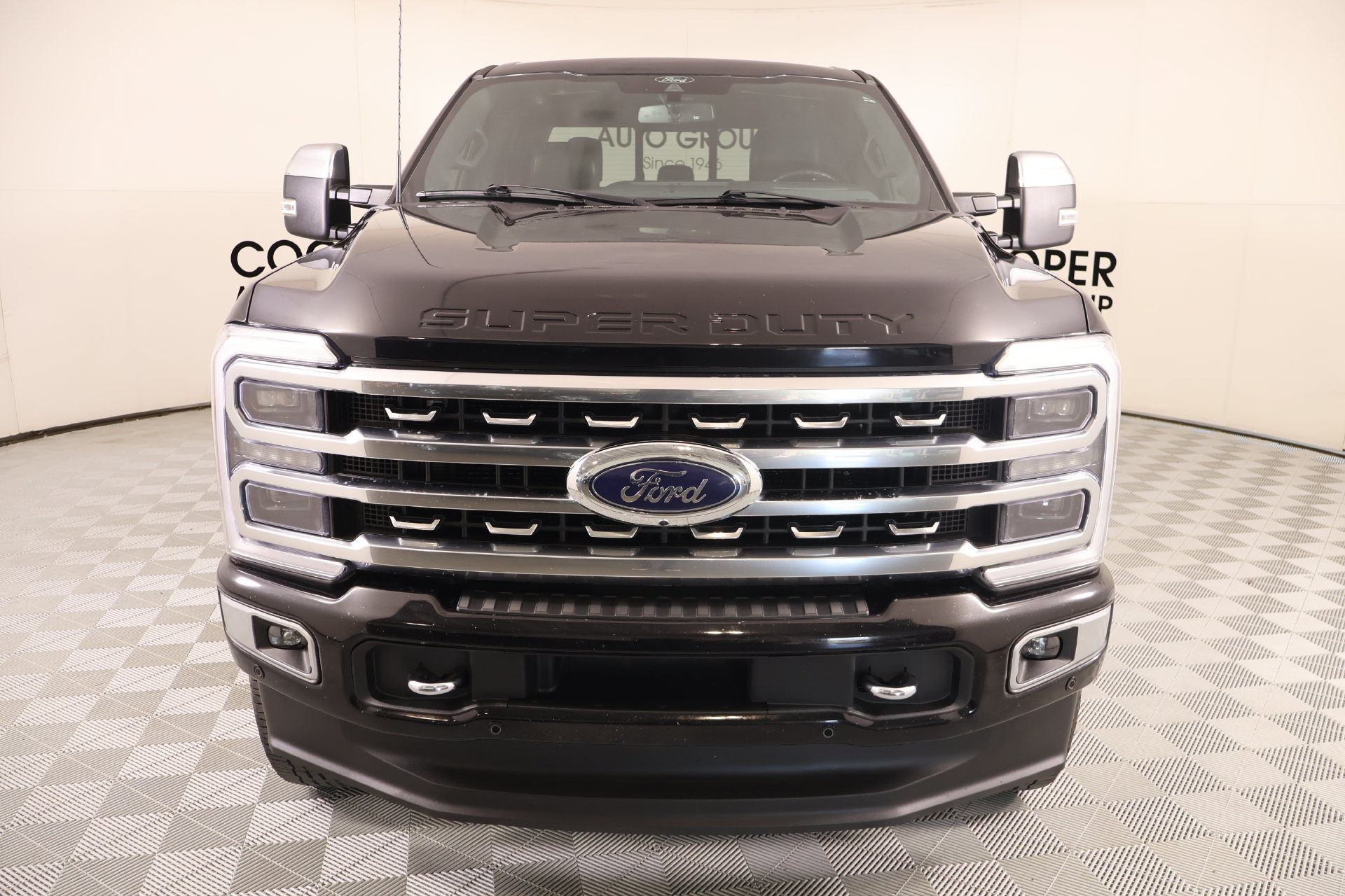 Used 2024 Ford F250 Platinum w/ FX4 Off-Road Package AWD/4WD image 10