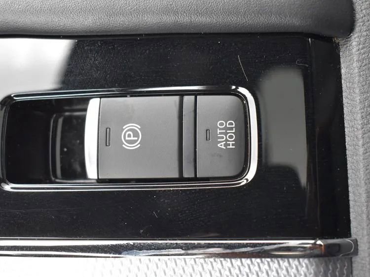 Used 2024 Mitsubishi Outlander SEL image 34