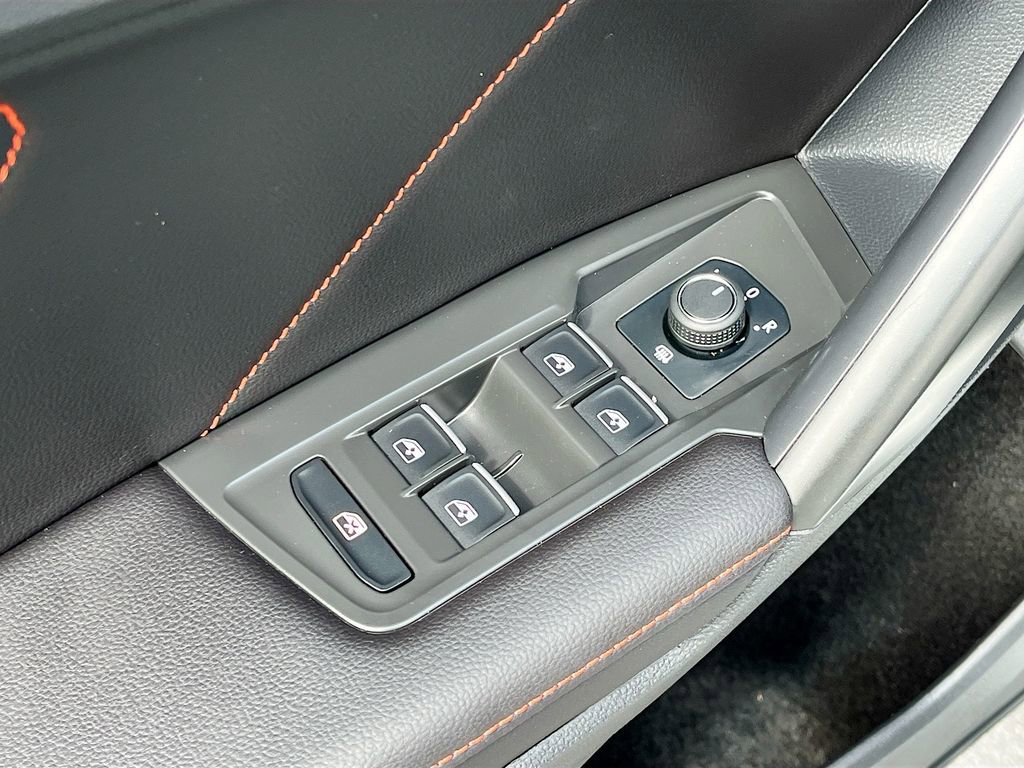 Used 2024 Volkswagen Tiguan Wolfsburg Edition AWD/4WD image 18