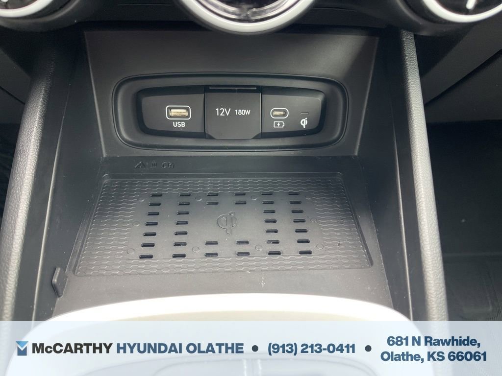 Certified 2024 Hyundai Venue Limited image 27