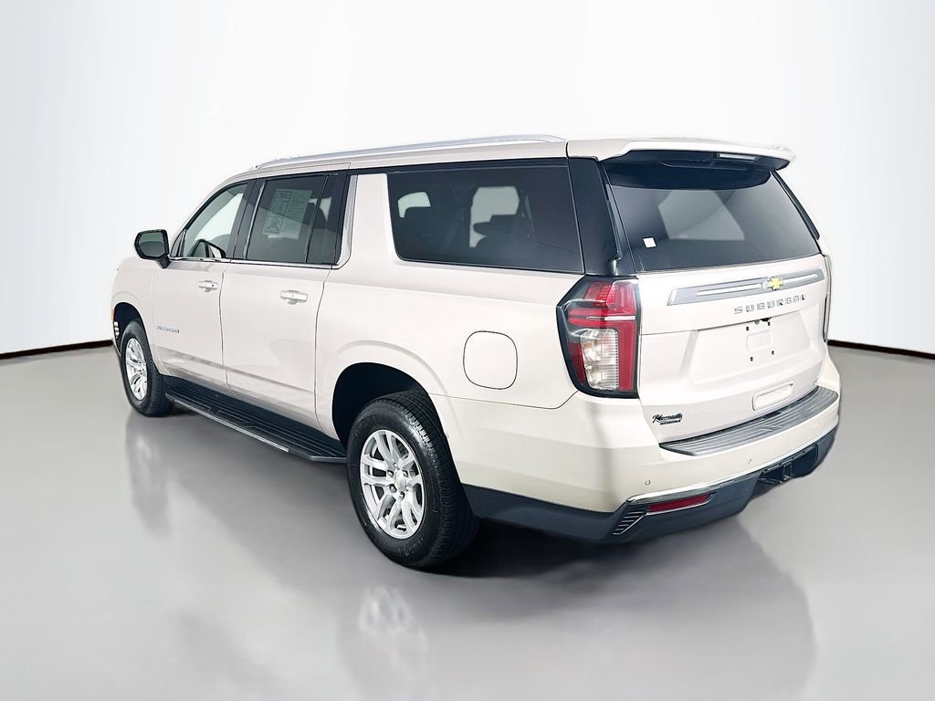 Used 2023 Chevrolet Suburban LT image 5